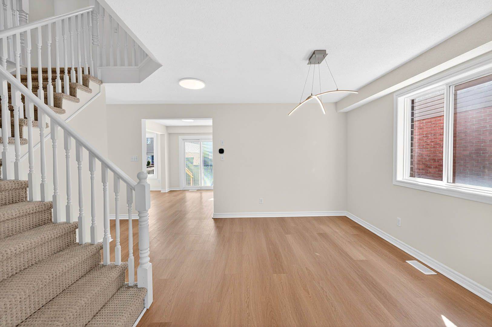 19 Midanbury WAY, Hamilton, ON L0R 1W0