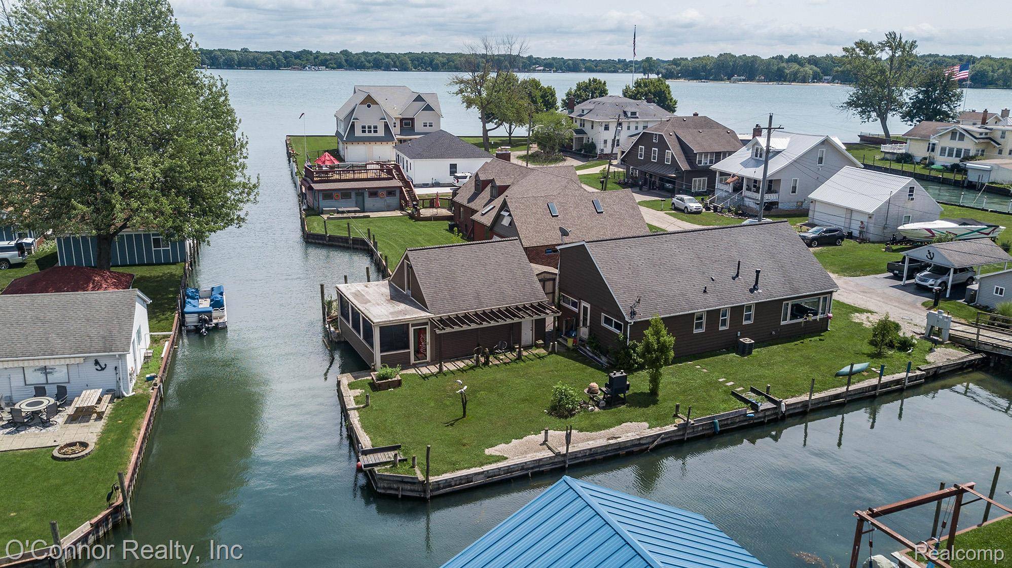 130 Delta DR, Algonac, MI 48001