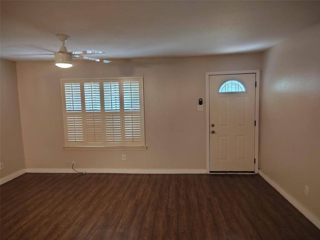 13849 Leinsper Green Street, Dallas, TX 75240