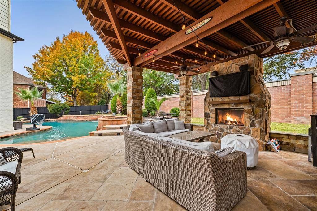 2520 Towne View Court, Flower Mound, TX 75028