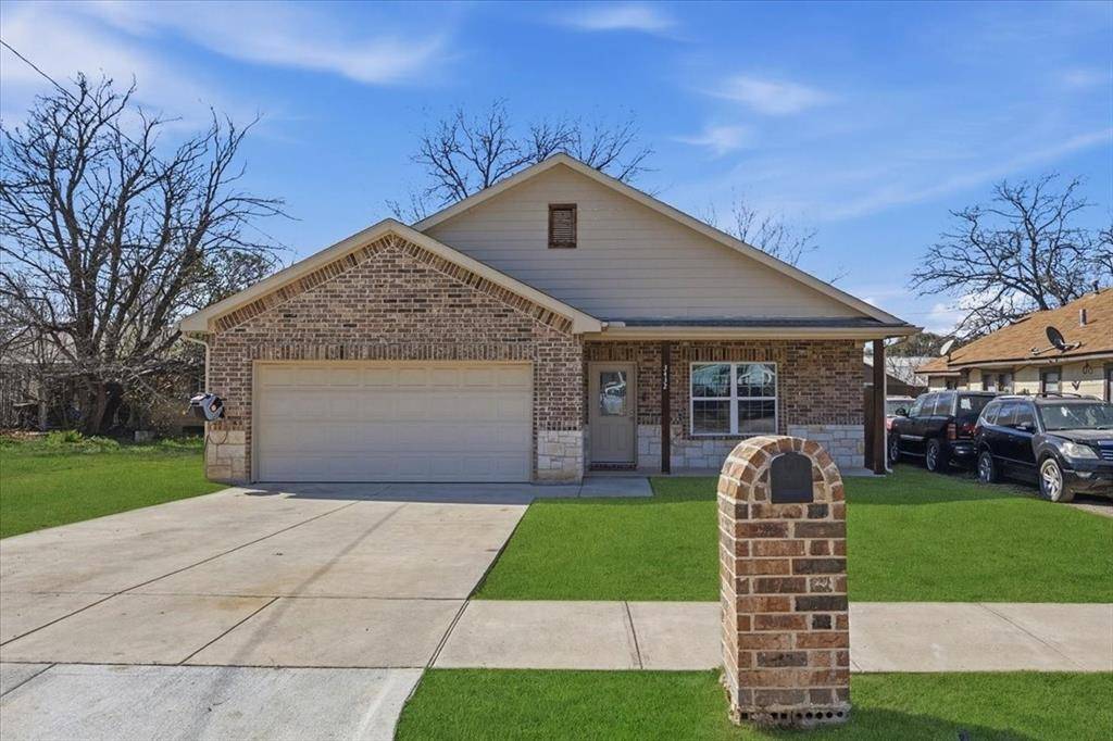 3432 Frazier Avenue, Fort Worth, TX 76110