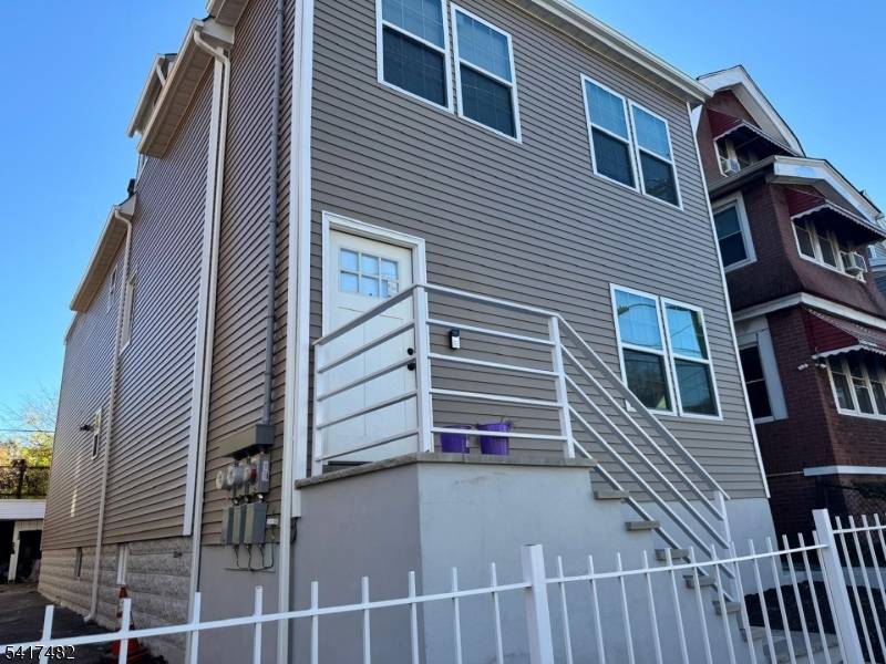 858 S 16Th St, Newark City, NJ 07108