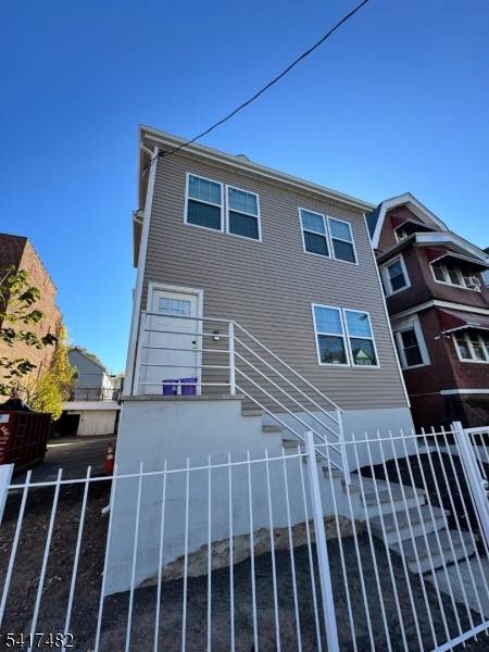 858 S 16Th St, Newark City, NJ 07108