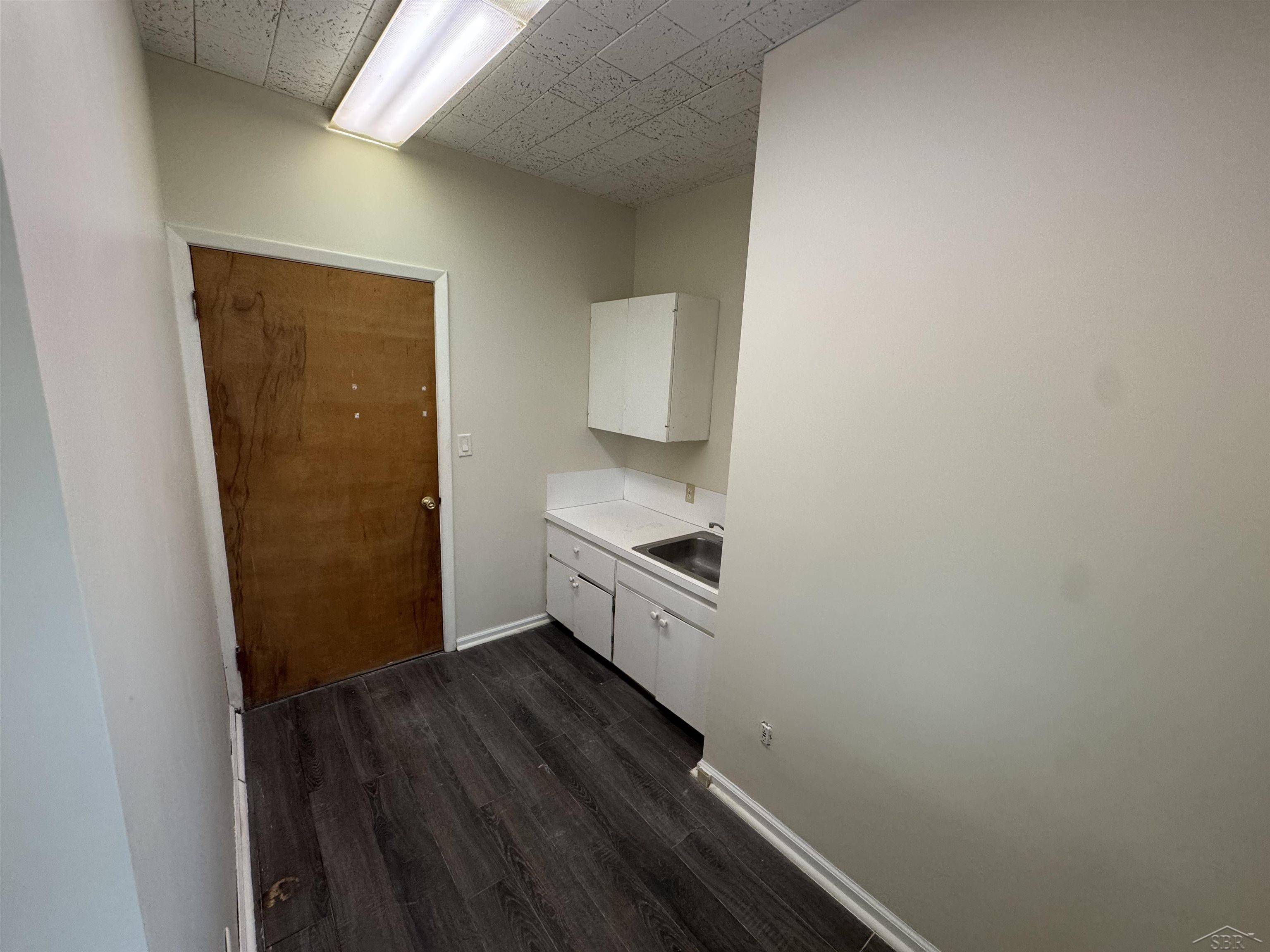 2911 Court ST, Saginaw, MI 48602