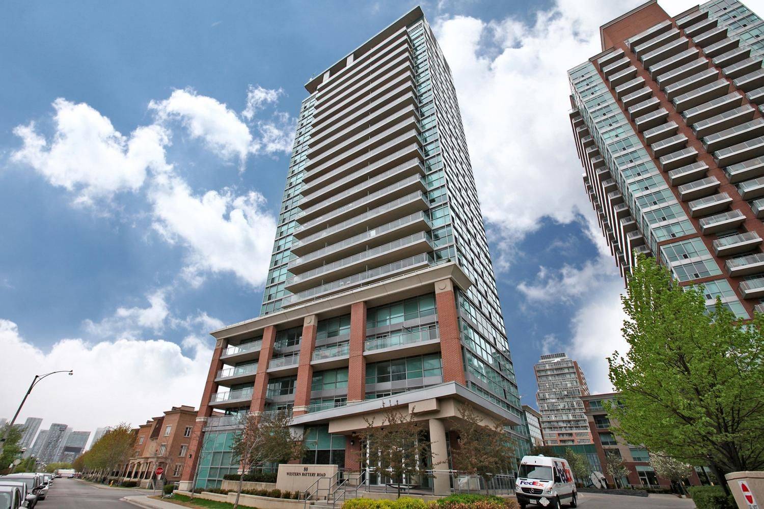 80 Western Battery RD #406, Toronto C01, ON M6K 3S1