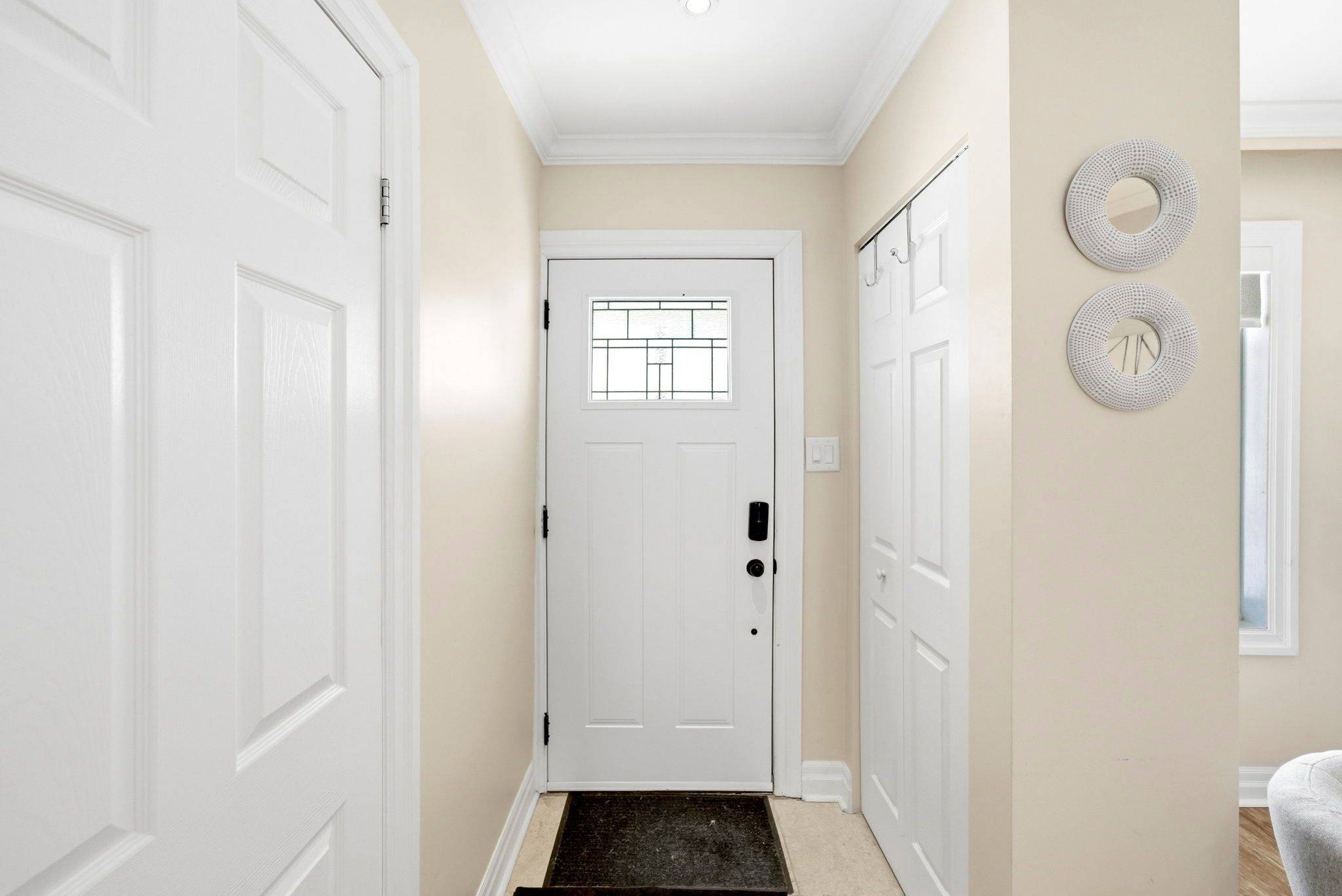 1002 Victoria Park AVE, Toronto E03, ON M4B 2J6