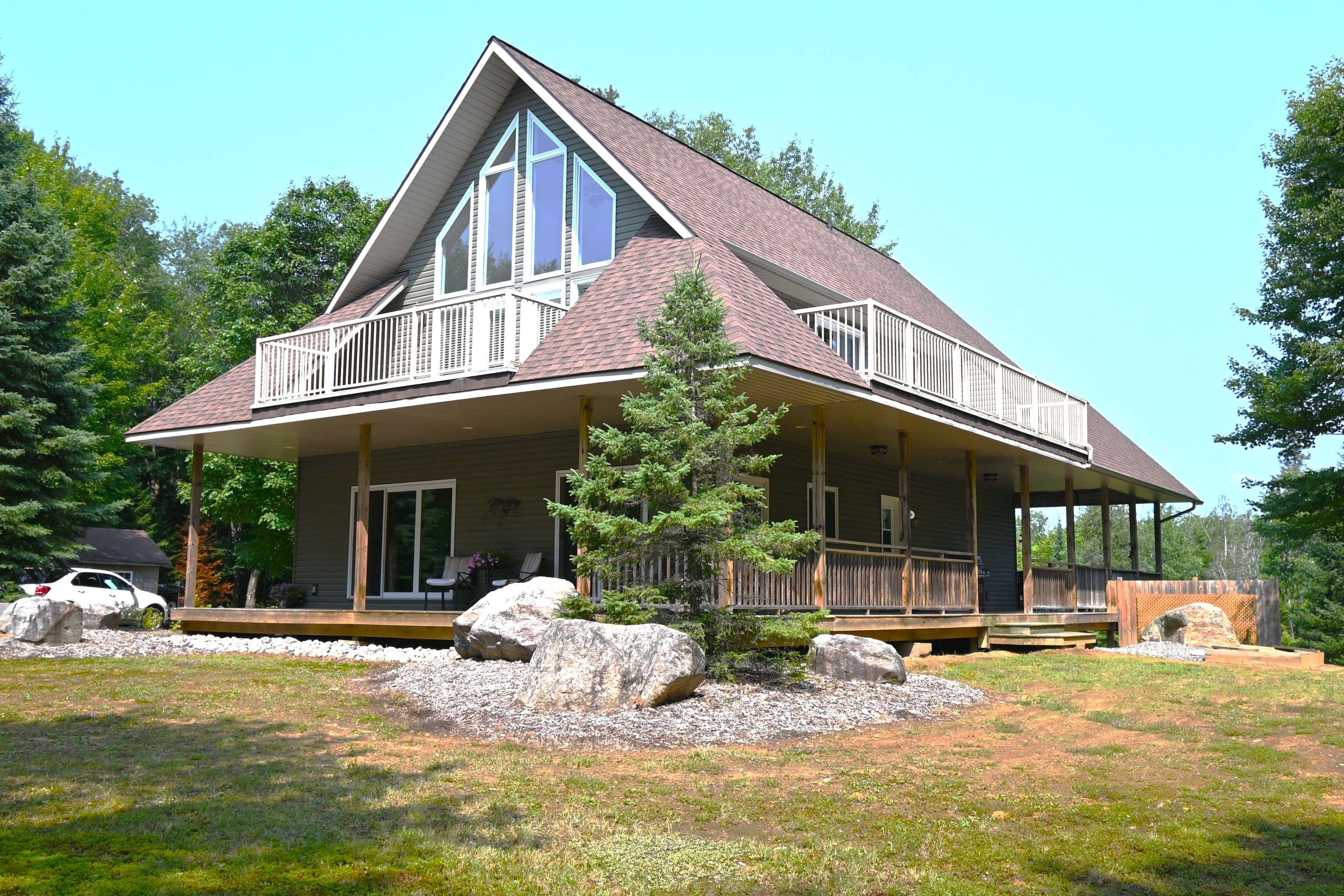 2411 Hwy. 118 E. HWY, Bracebridge, ON P1L 1X1