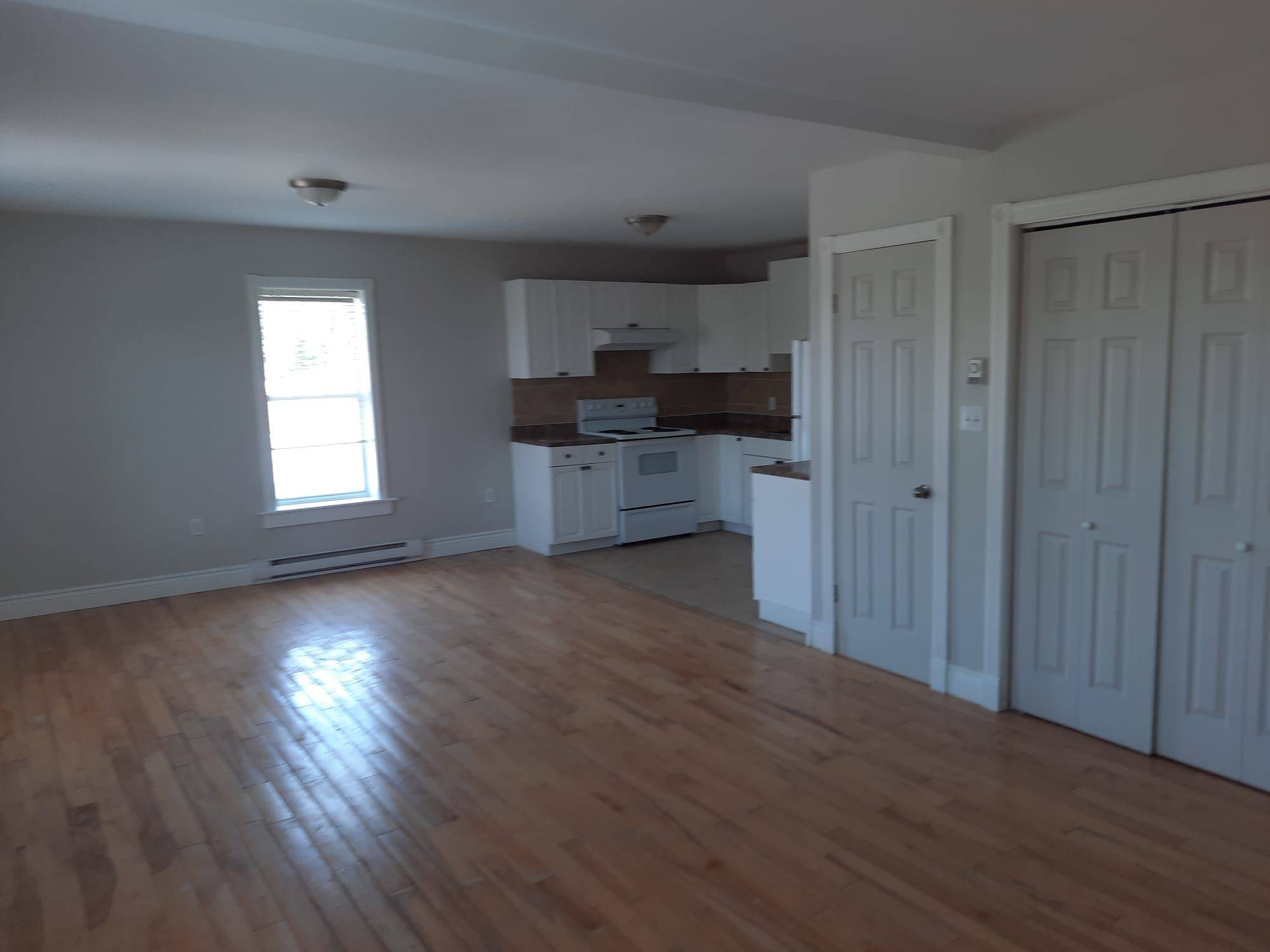 2084 Dundas ST #3, Edwardsburgh/cardinal, ON K0E 1E0