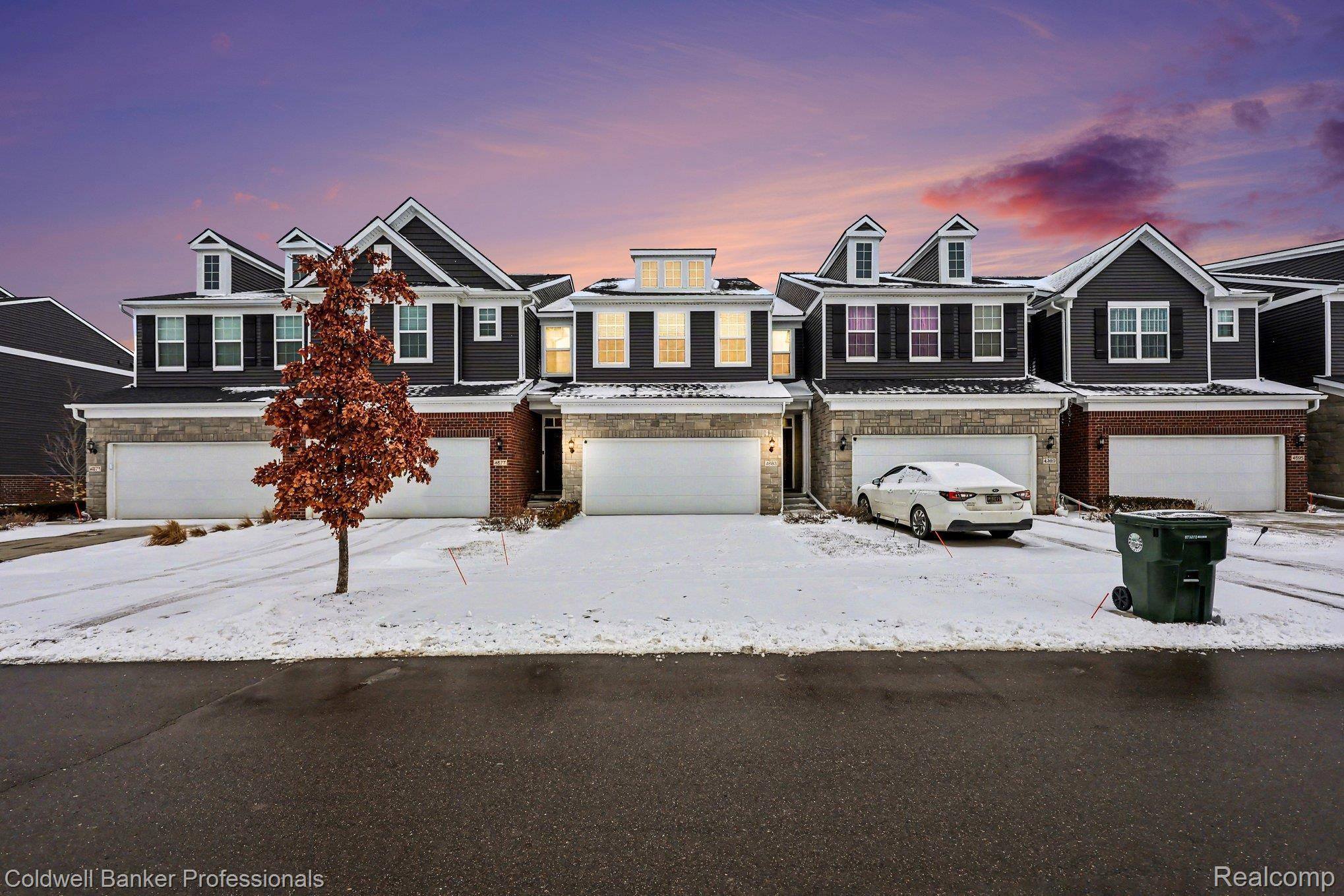 4883 Broomfield WAY, Orion Charter Township, MI 48359