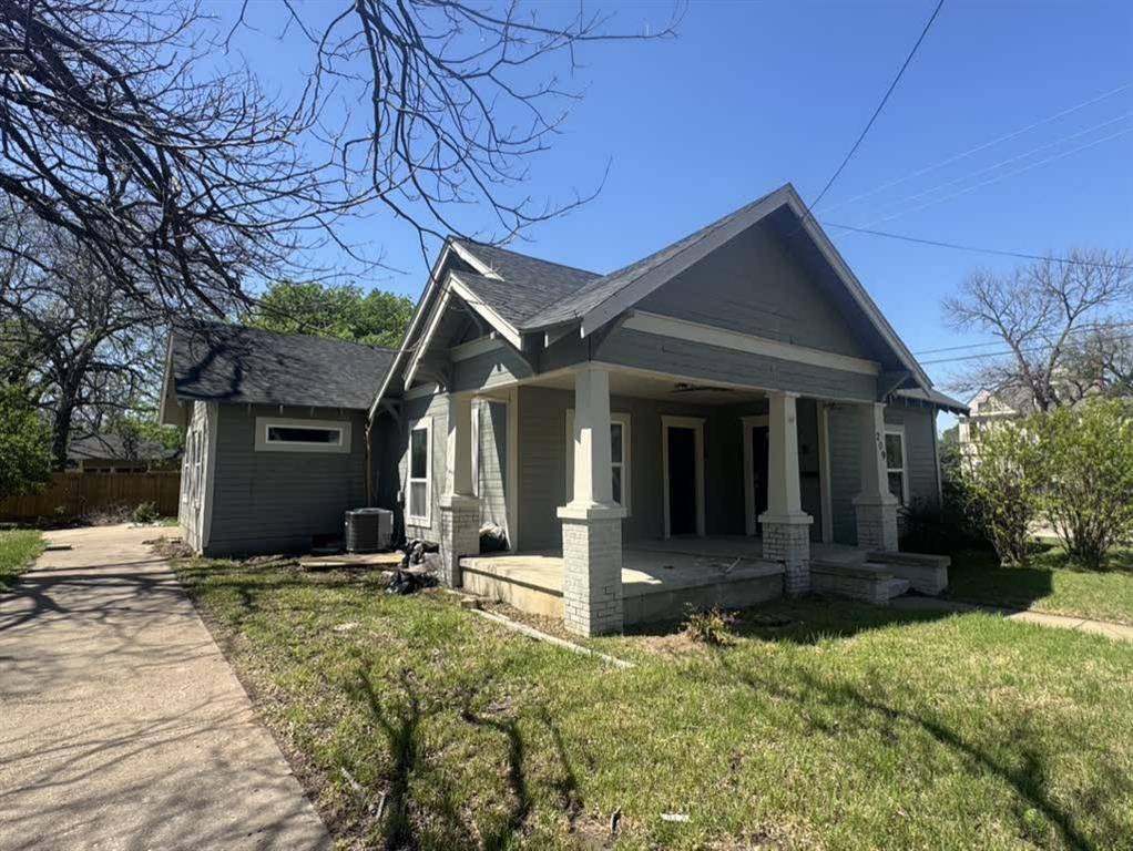 209 N Abbott Street #B, Hillsboro, TX 76645