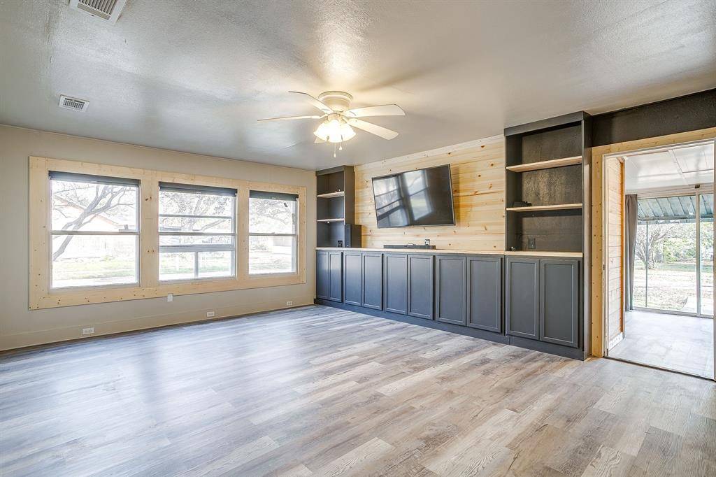 206 Bateman, Meridian, TX 76665