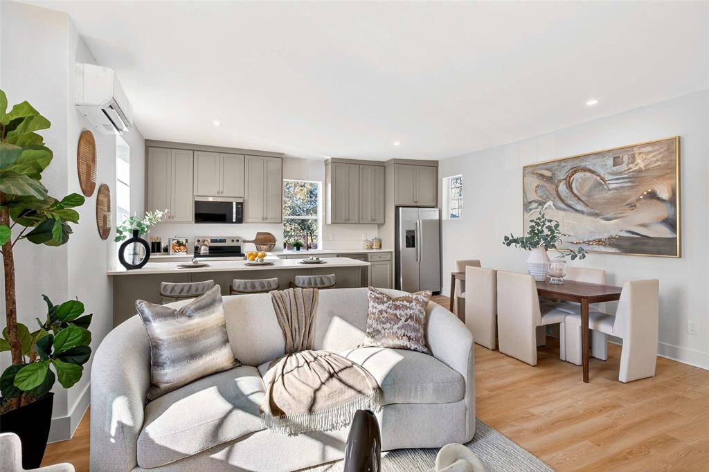 439 W 9th Street #5, Dallas, TX 75208