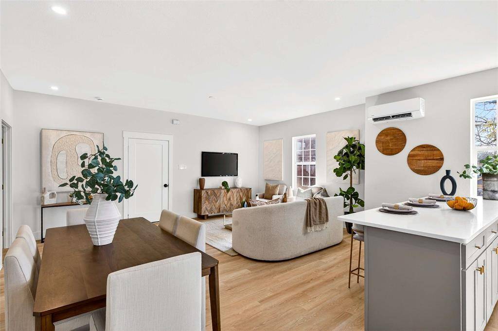 439 W 9th Street #5, Dallas, TX 75208