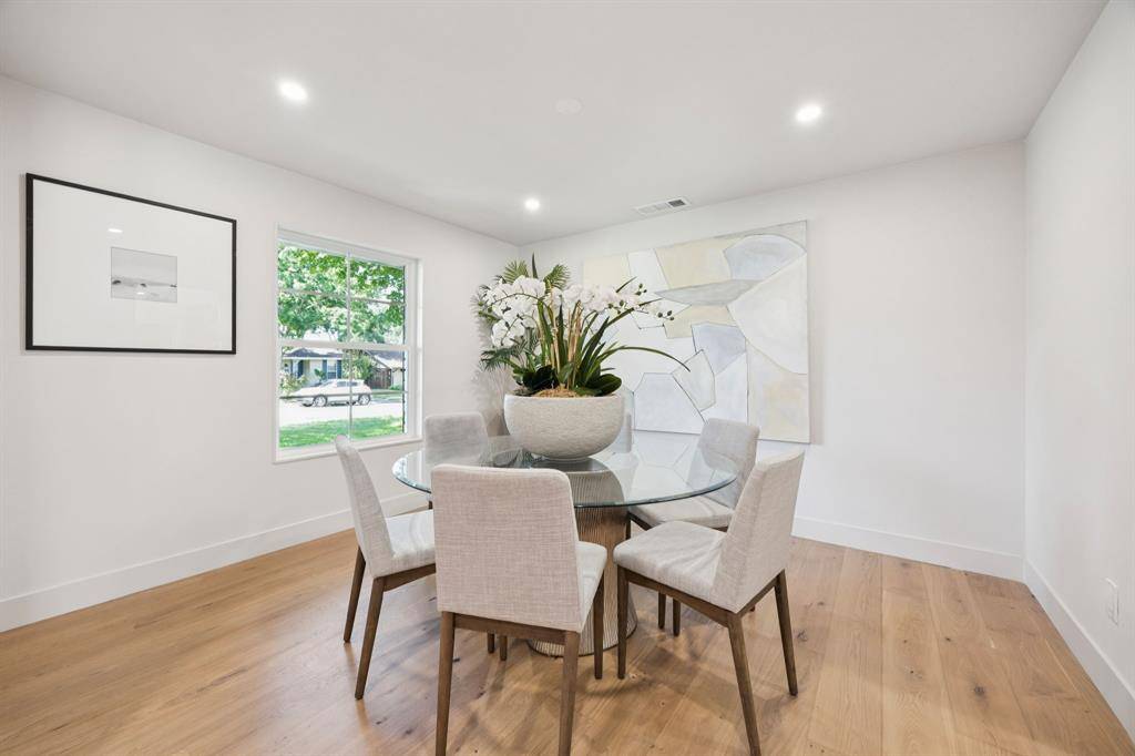 3145 Darvany Drive, Dallas, TX 75220