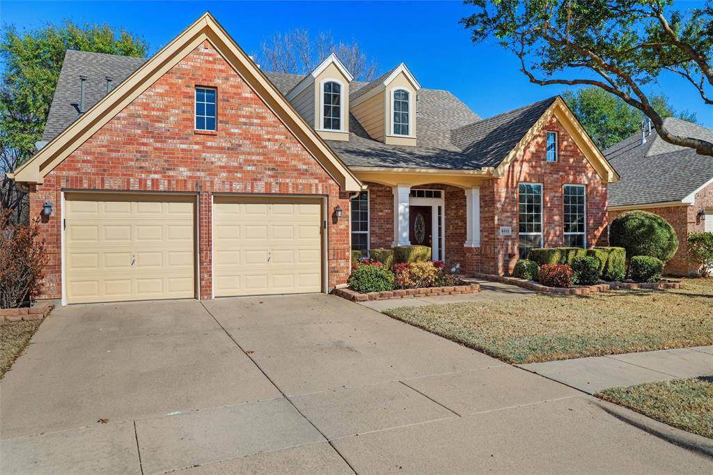 6211 Parkside Drive, Arlington, TX 76001