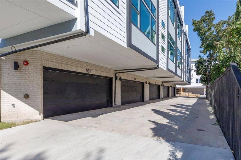 521 Melba Street #101, Dallas, TX 75208