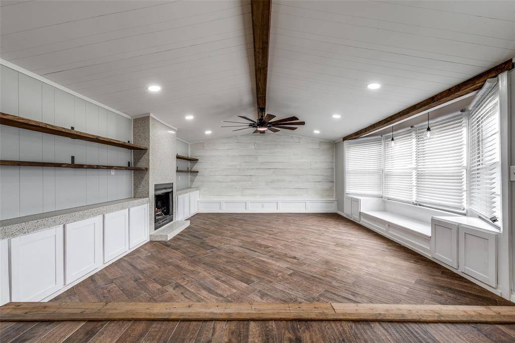 2954 Candlewick Lane, Farmers Branch, TX 75234