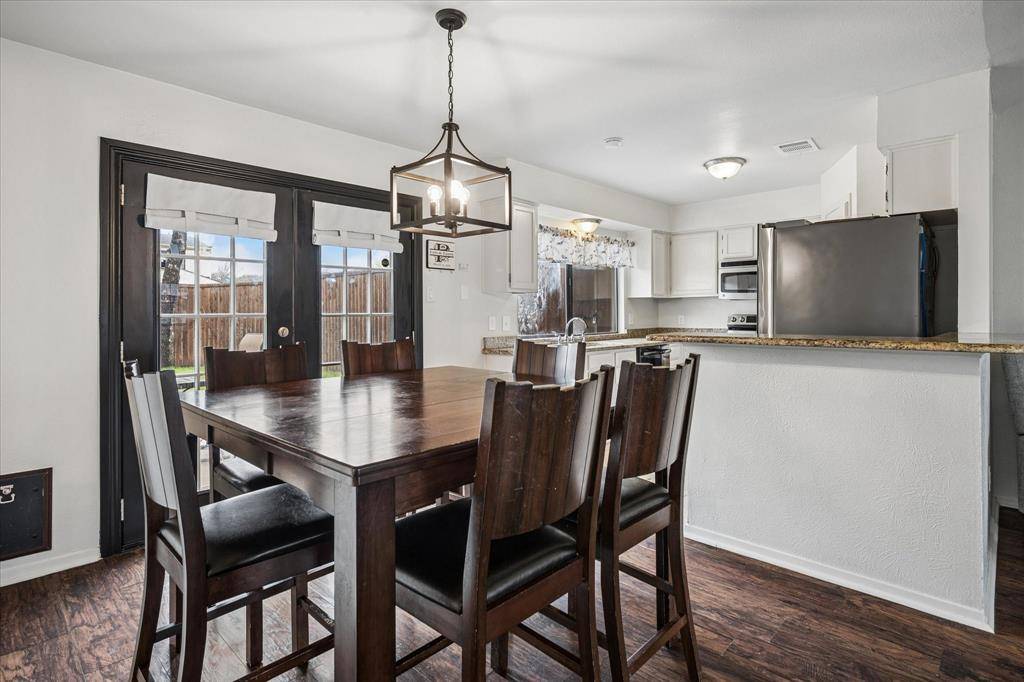 1117 Geneva Court, Garland, TX 75040