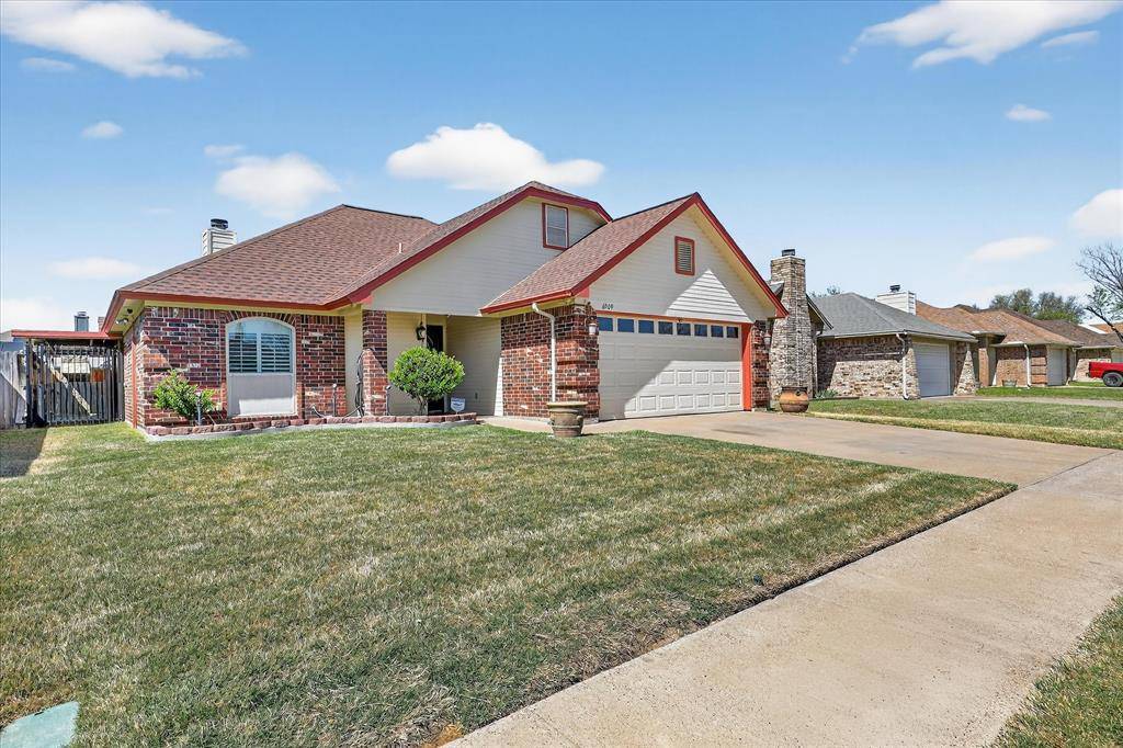 6309 Woodcreek Trail, Fort Worth, TX 76179