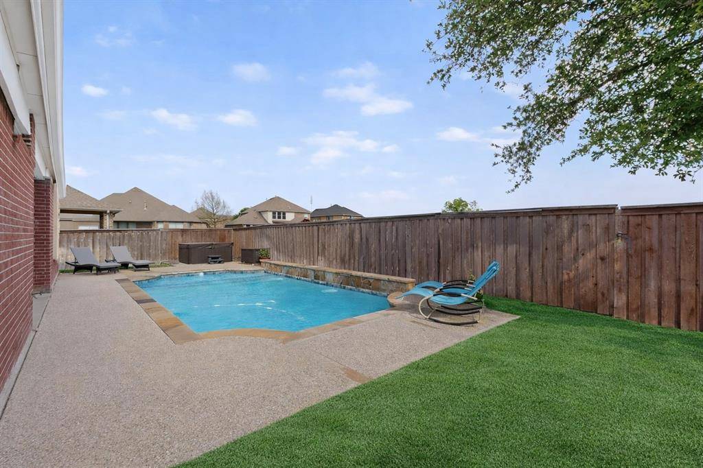 210 Anns Way, Forney, TX 75126