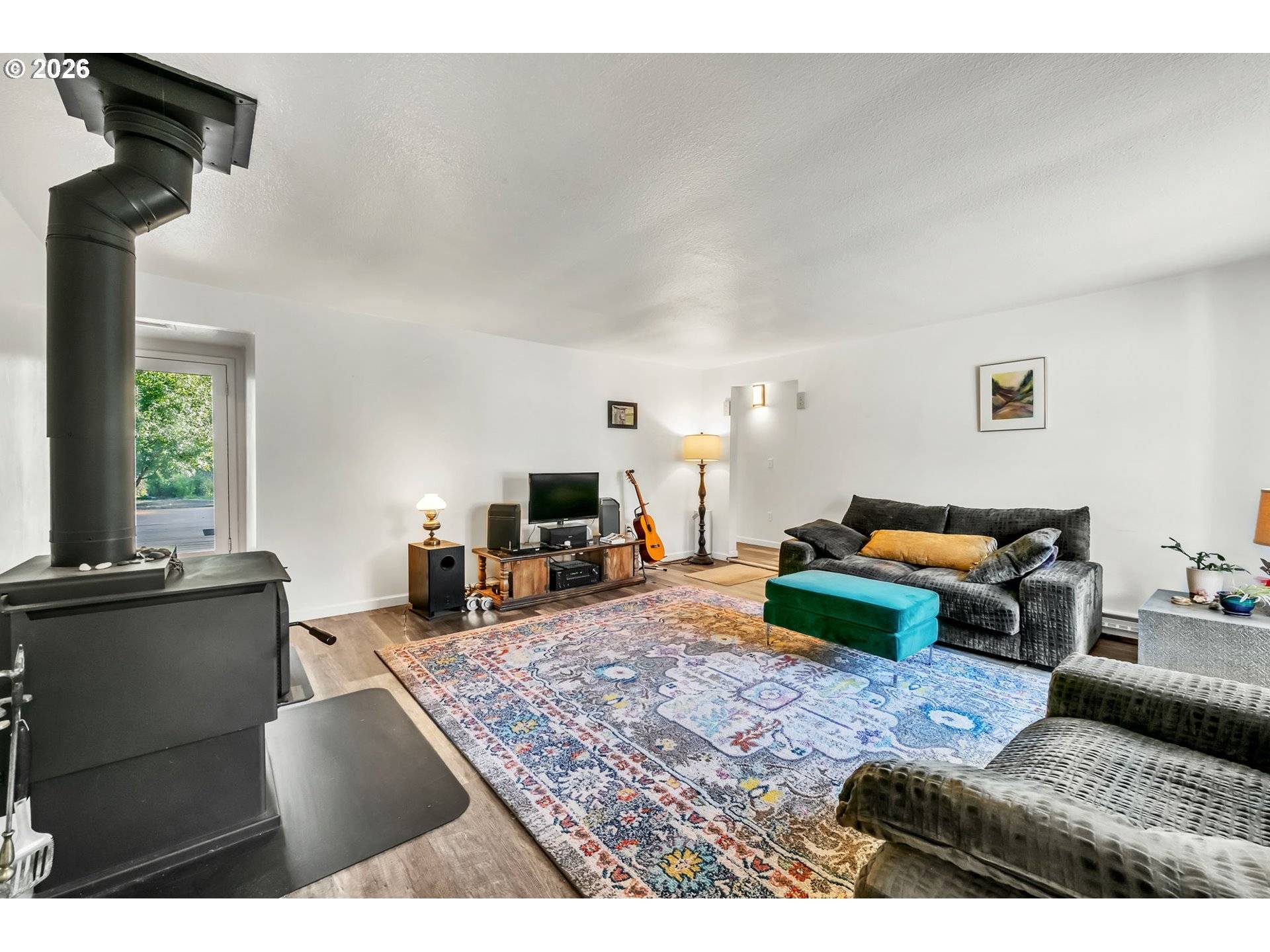 47576 RIVERVIEW ST, Oakridge, OR 97463