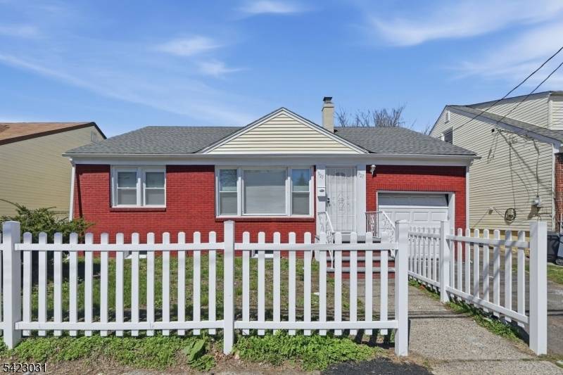 325 Schley St, Newark City, NJ 07112