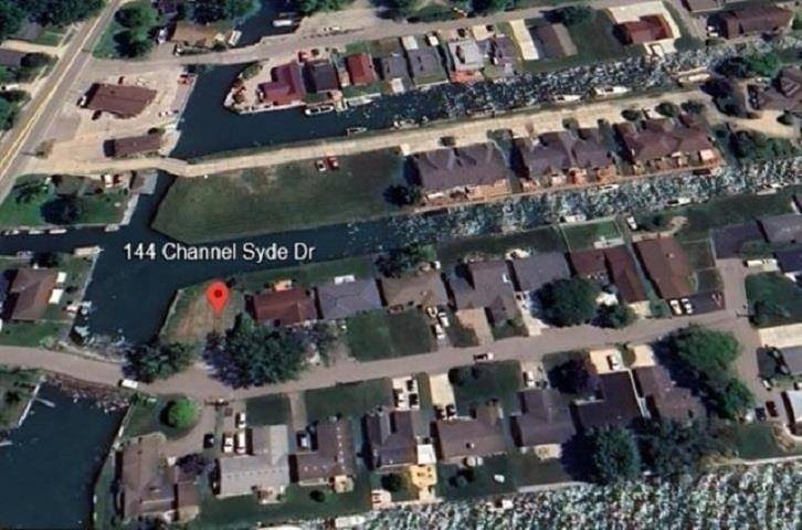 144 Channelsyde DR, Algonac, MI 48001