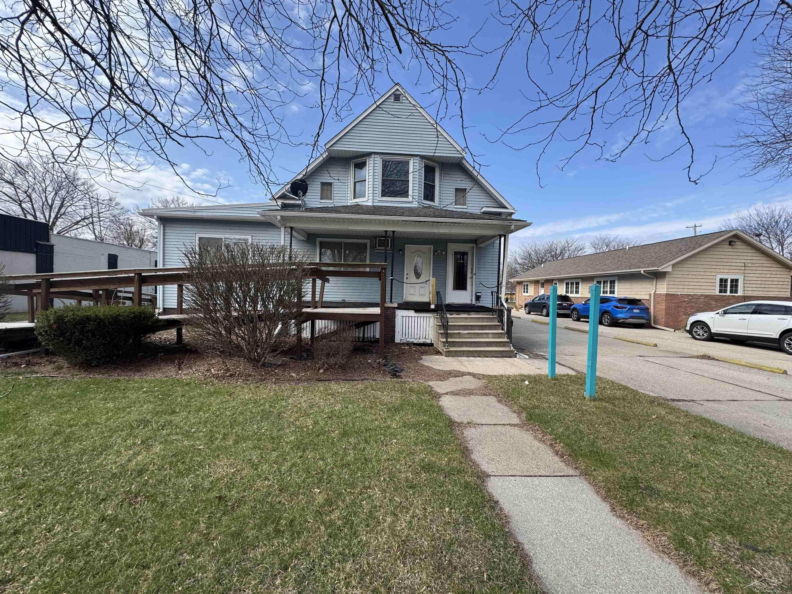 2911 Court ST, Saginaw, MI 48602