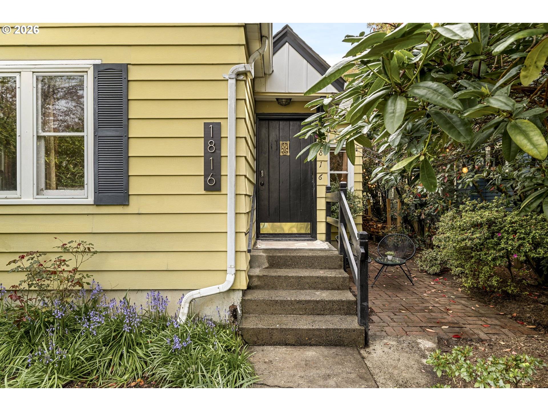 1816 SE 12TH AVE, Portland, OR 97214