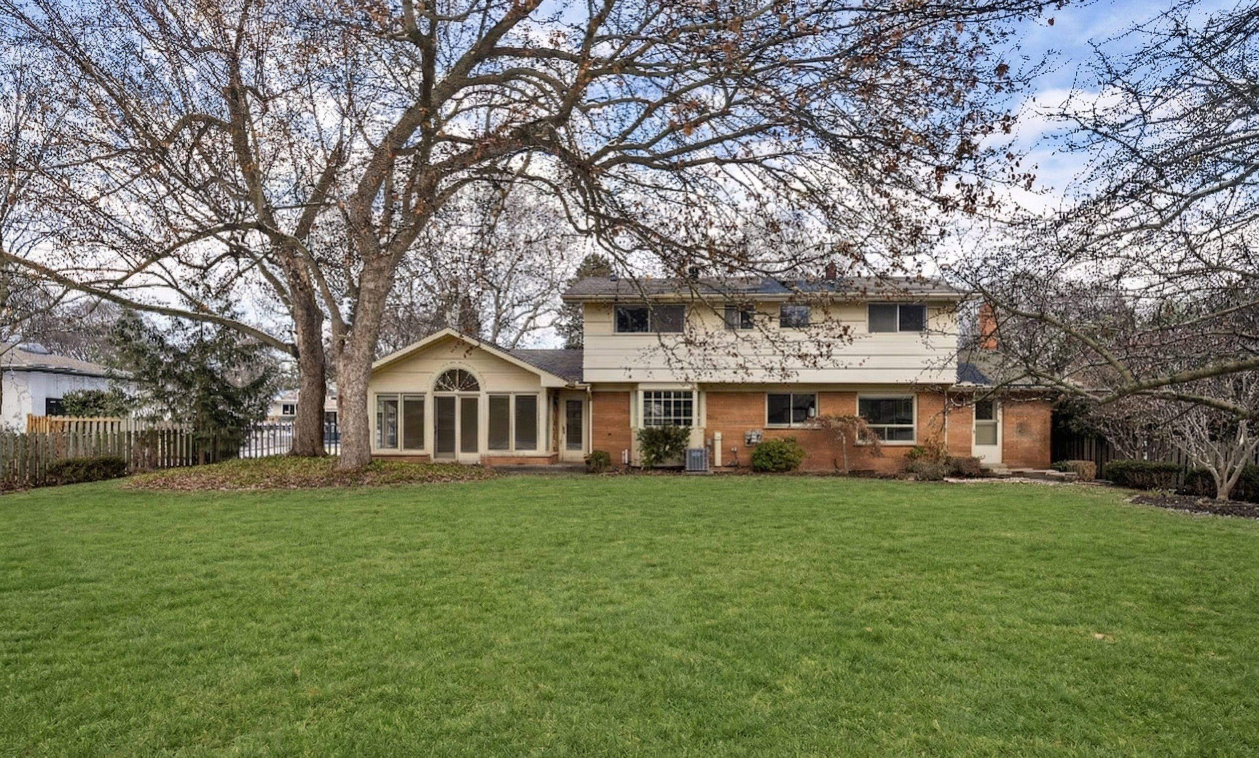 174 Claxton DR, Oakville, ON L6J 4N9