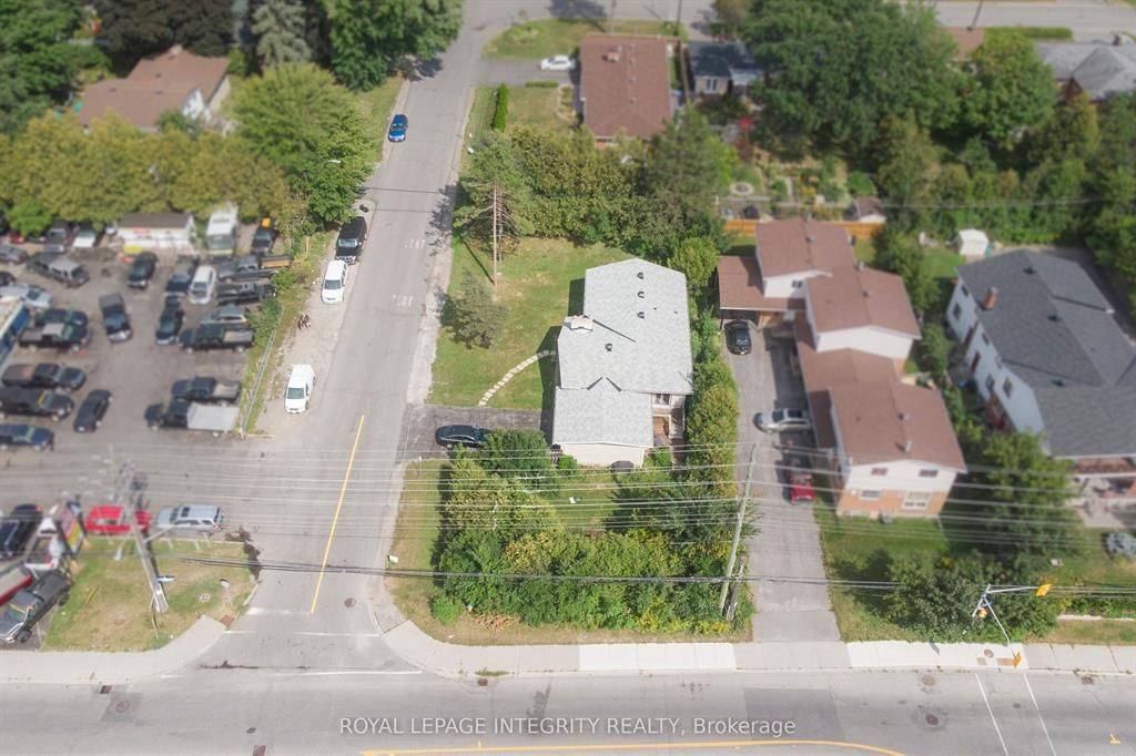 1152 Tawney RD, Elmvale Acres And Area, ON K1G 1B6