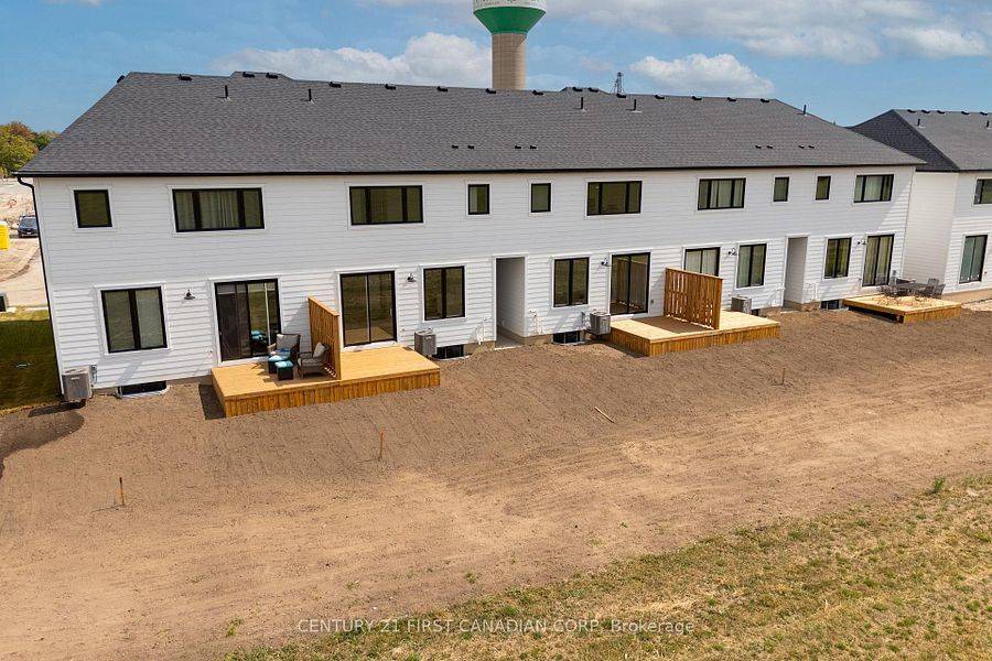 147-23(30) SCOTTS DR, Lucan Biddulph, ON N0M 2J0