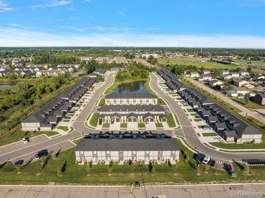 28104 DeLano DR #Unit 9I, Chesterfield Township, MI 48051
