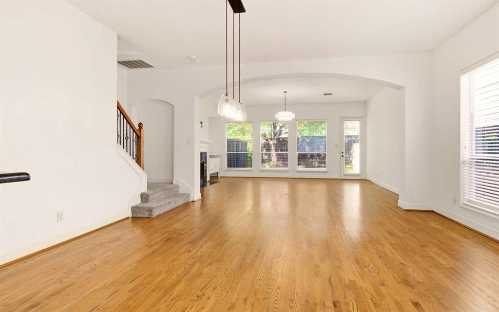 4525 W University Boulevard, Dallas, TX 75209