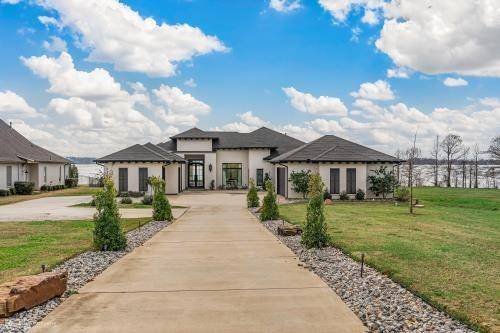 5793 Cross Lake Point Drive, Shreveport, LA 71107