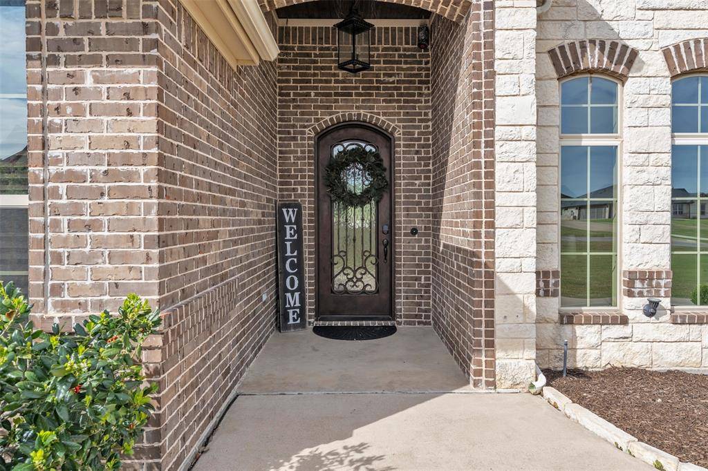 209 Martin Drive, Granbury, TX 76049