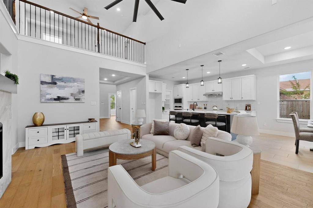 6810 Windward View Drive, Rowlett, TX 75088