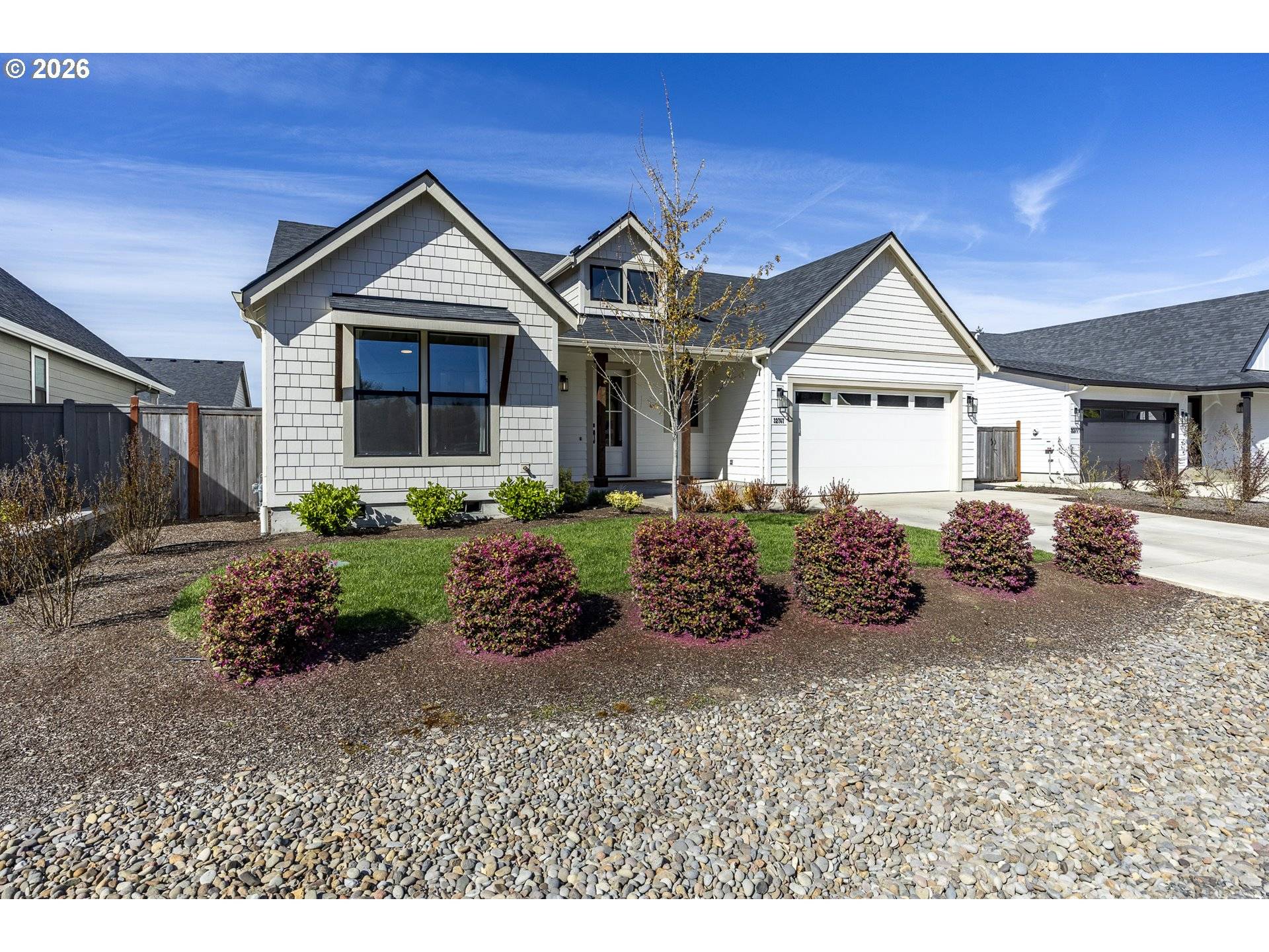 32767 COBURG CREEK DR, Coburg, OR 97408