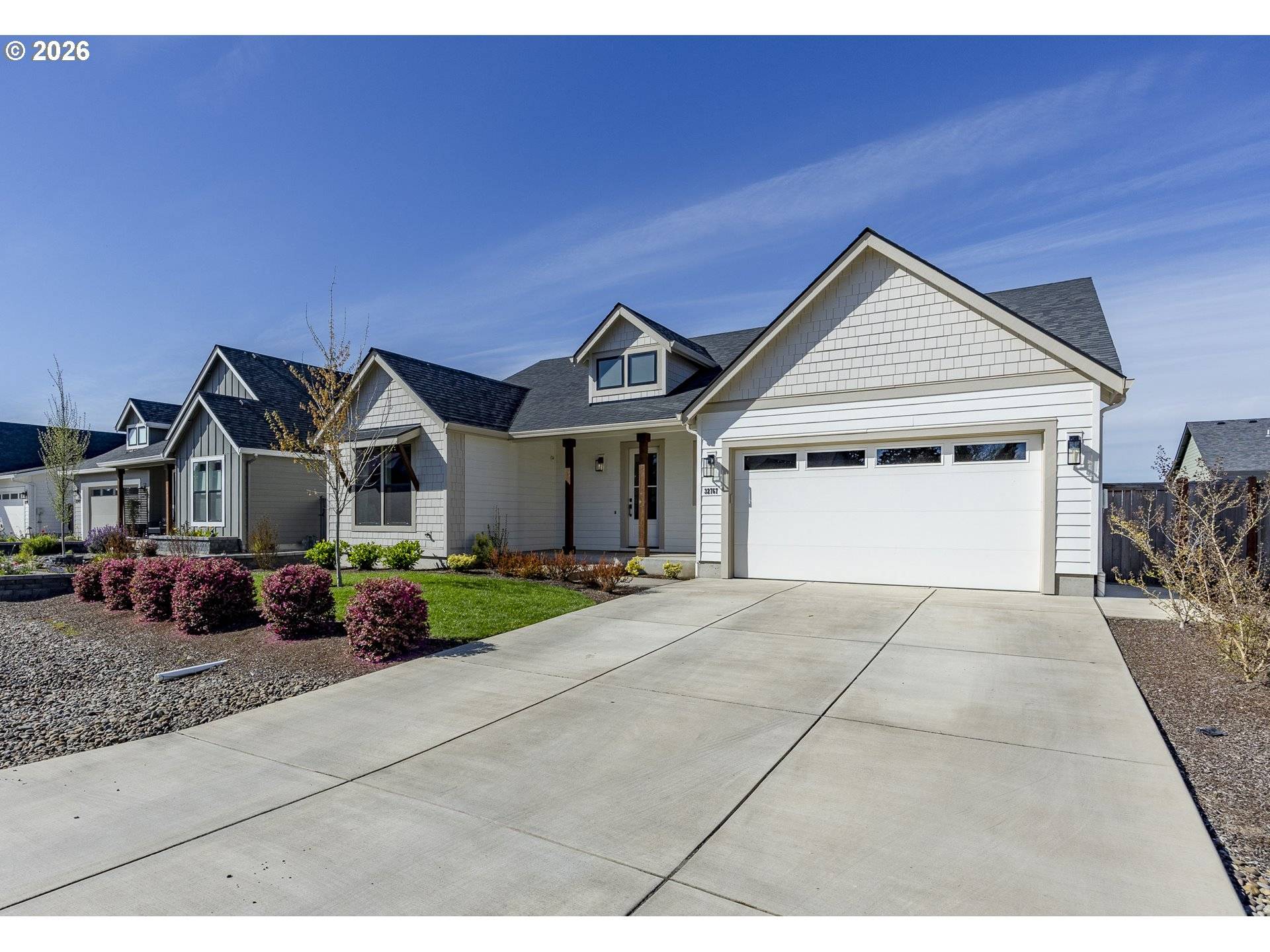 32767 COBURG CREEK DR, Coburg, OR 97408