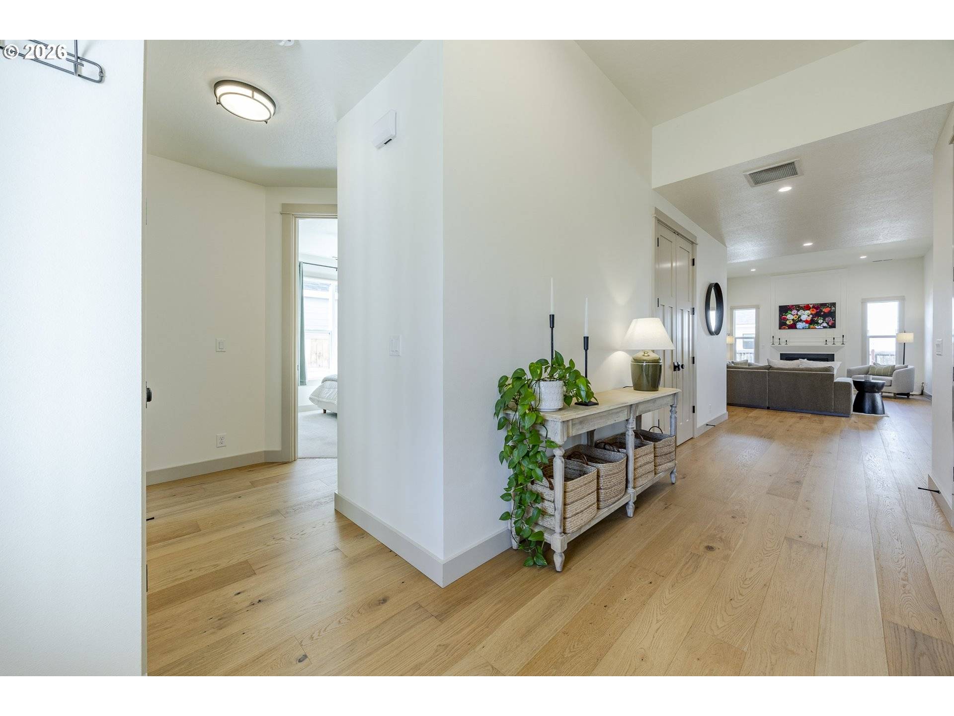 32767 COBURG CREEK DR, Coburg, OR 97408