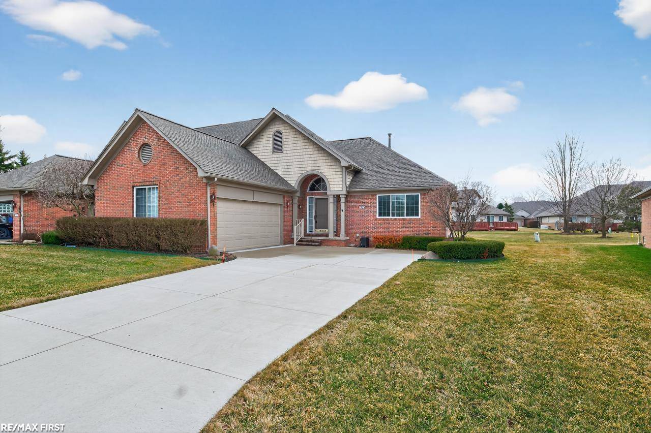 33878 Au Sable DR, Chesterfield Twp, MI 48047