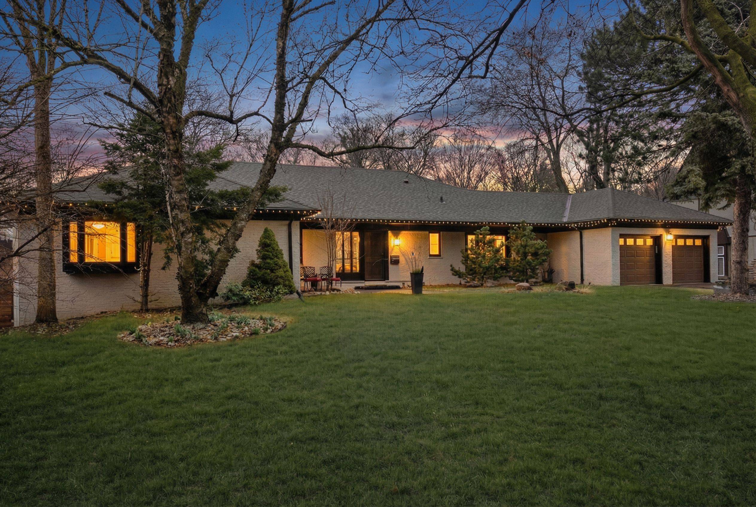 140 Sandringham DR, Toronto C07, ON M3H 1E3