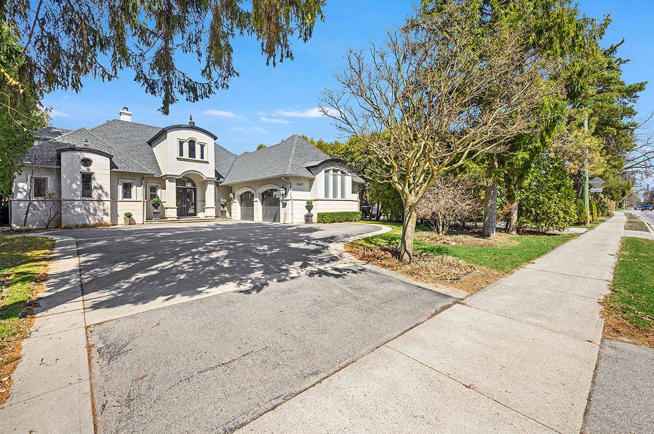 4507 Lakeshore RD, Burlington, ON L7L 1B3