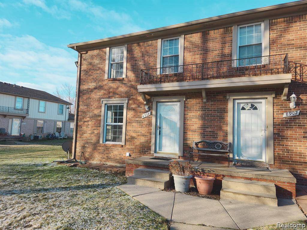 8904 Shawn DR, Sterling Heights, MI 48312