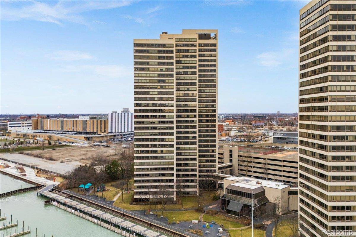 1001 W Jefferson AVE #9c, Detroit, MI 48226