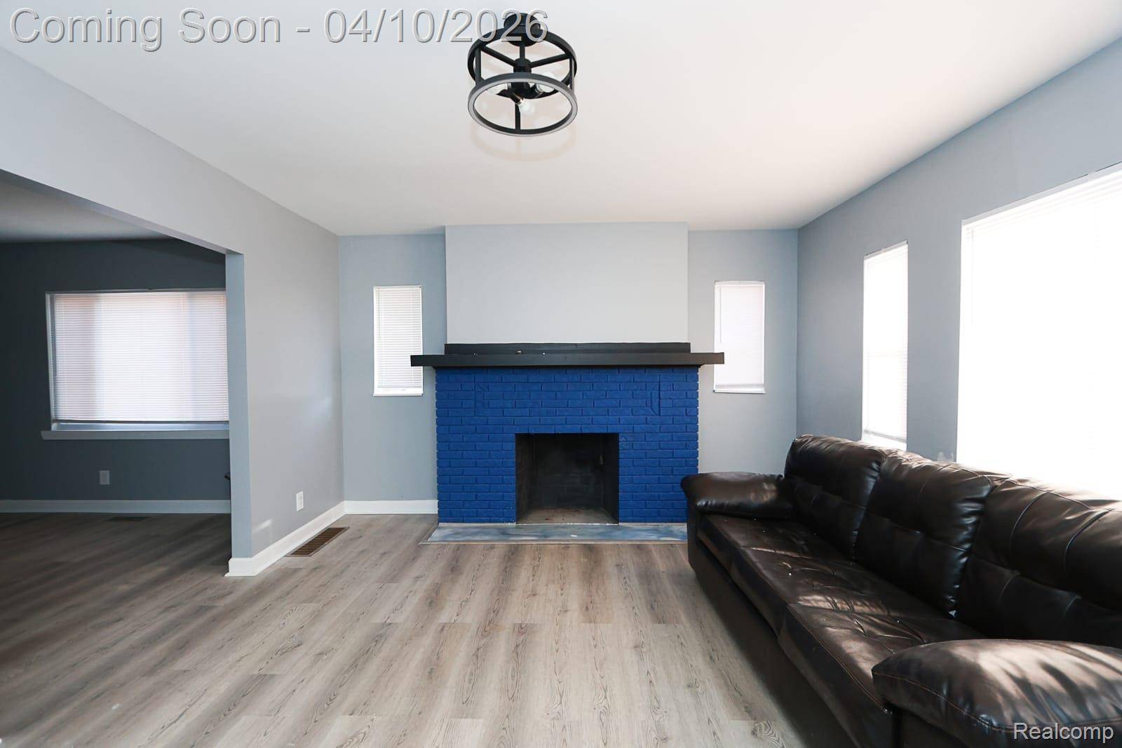 11733 Meyers RD, Detroit, MI 48227