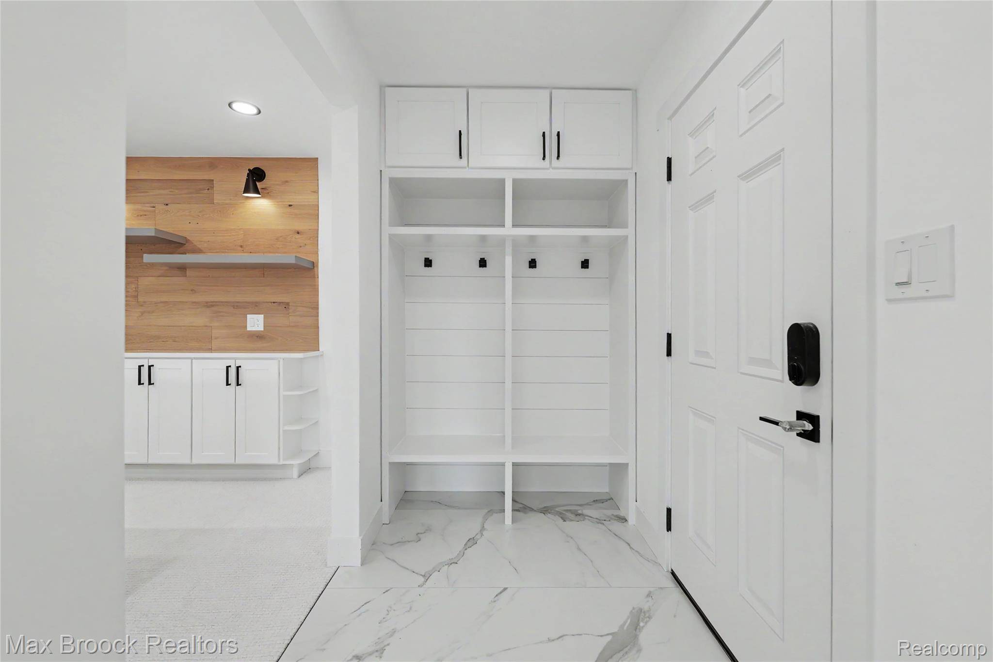 1111 N Old Woodward AVE #24, Birmingham, MI 48009