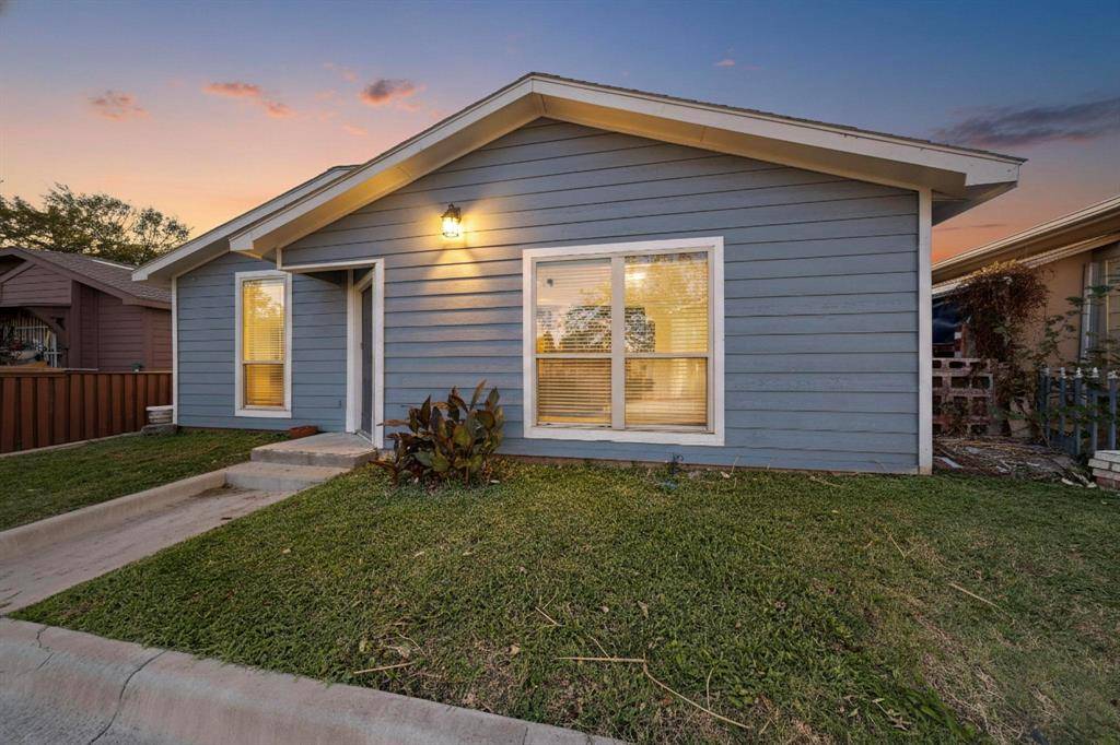 2007 Red Cloud Drive, Dallas, TX 75217