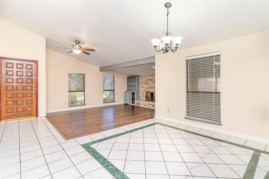 3838 Ruidosa Avenue, Dallas, TX 75228