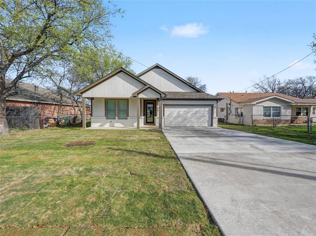 7712 Colton Drive, White Settlement, TX 76108
